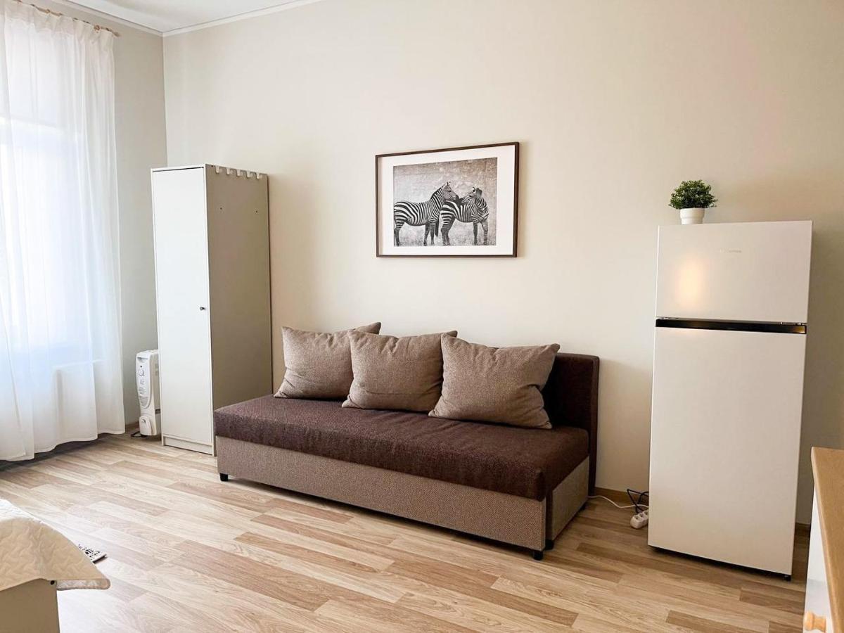 Cosy Apartment In Riga With Free Parking 外观 照片